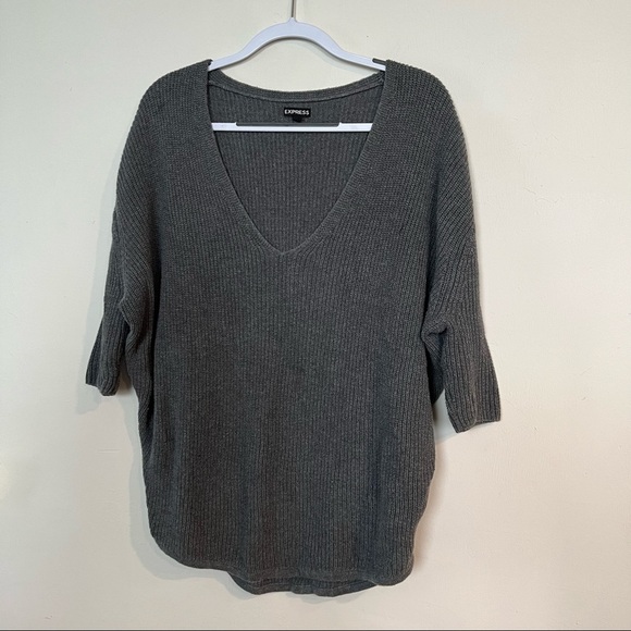 Express Oversized Knit ¾ Sleeve Sweater size S - Picture 3 of 7